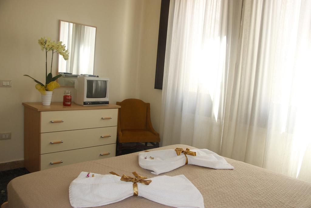 Apartament Palazzo Doria Marsala Pokój zdjęcie